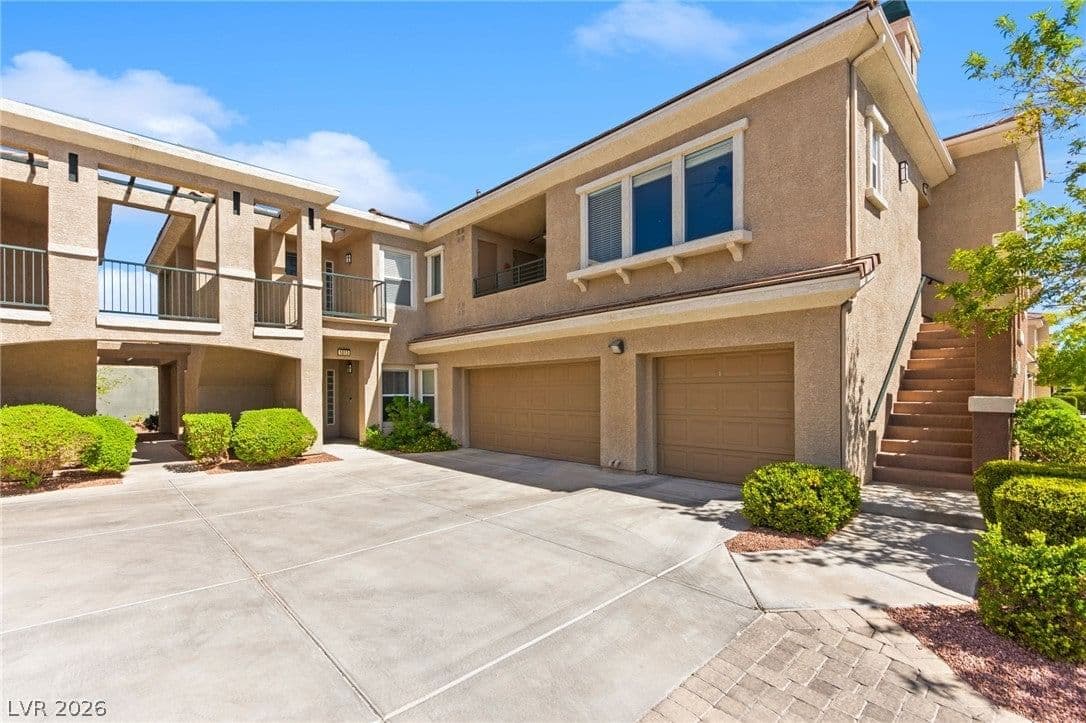 10809 Garden Mist Drive photo 5
