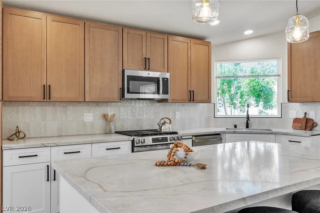 8220 Mt Brodie Circle photo 4