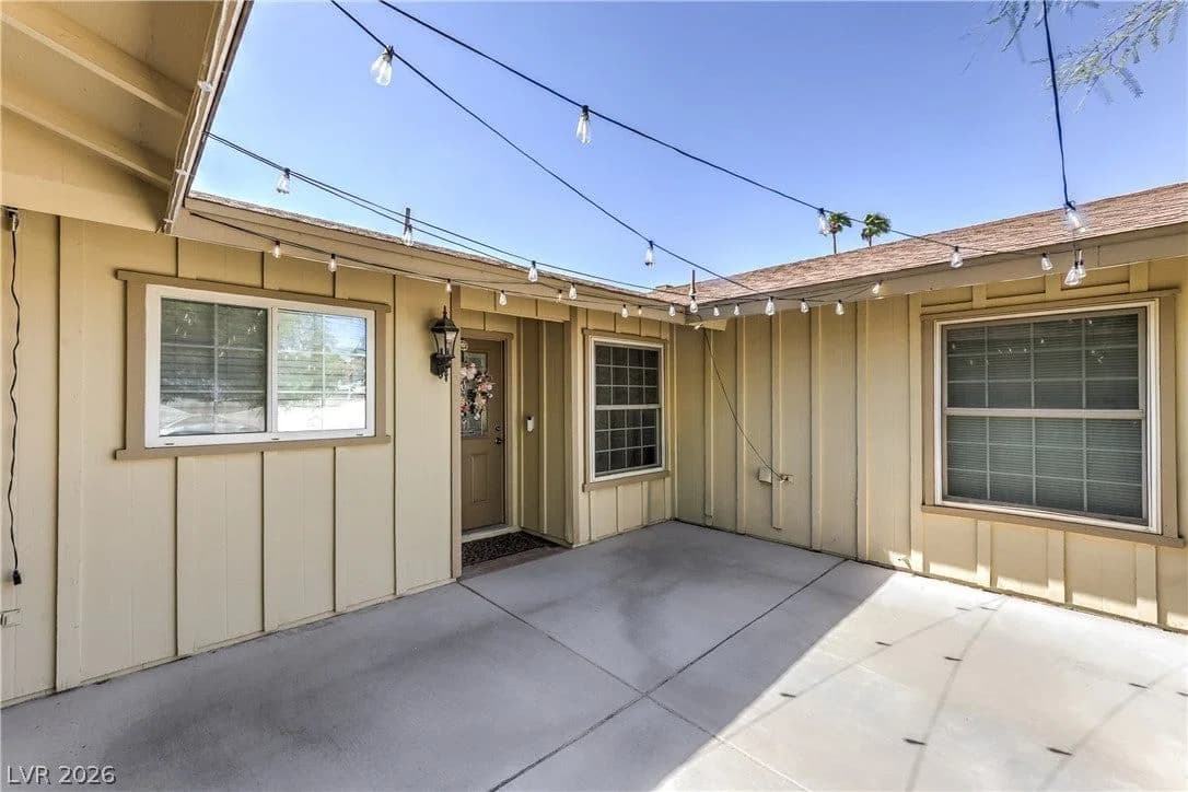 4161 Royalhill Avenue photo 4