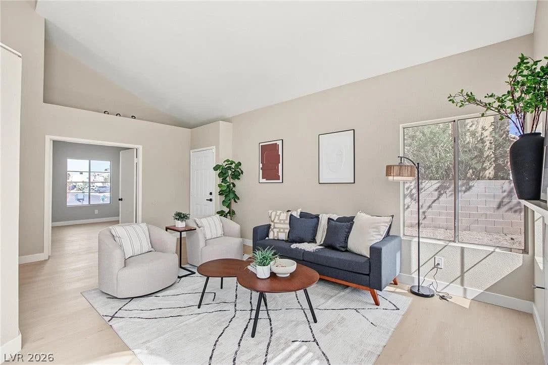 1715 Dynasty Drive photo 5