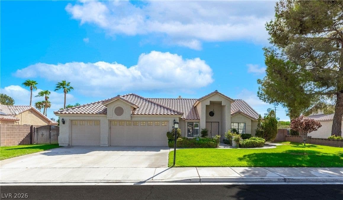 3616 Fox Glen Parkway photo 2