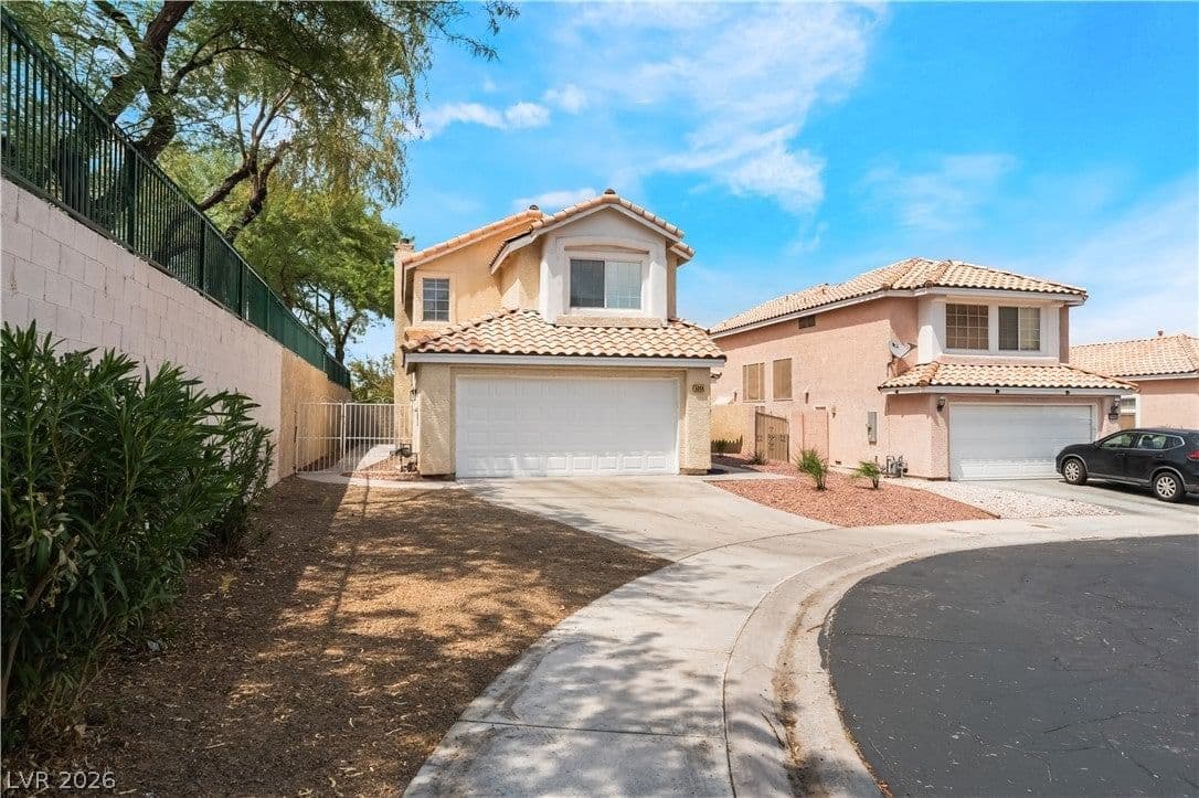 5348 Desert Blossom Road photo 2
