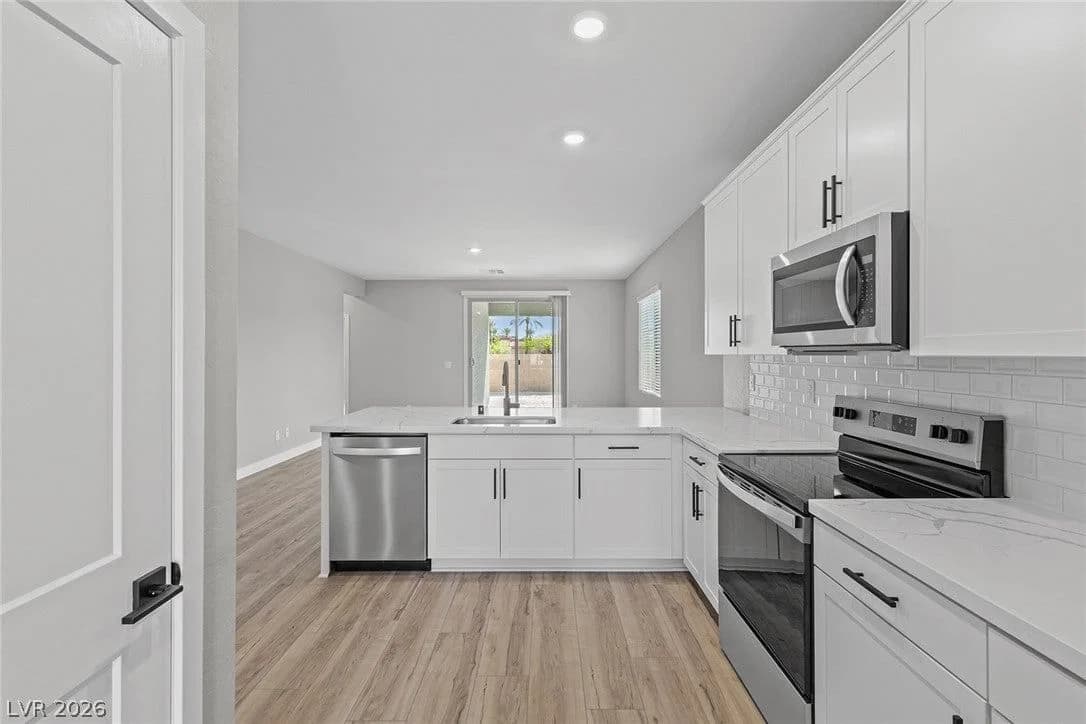 4437 Pioche Avenue photo 4