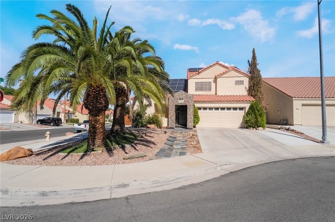 1715 Sidewinder Court photo 2