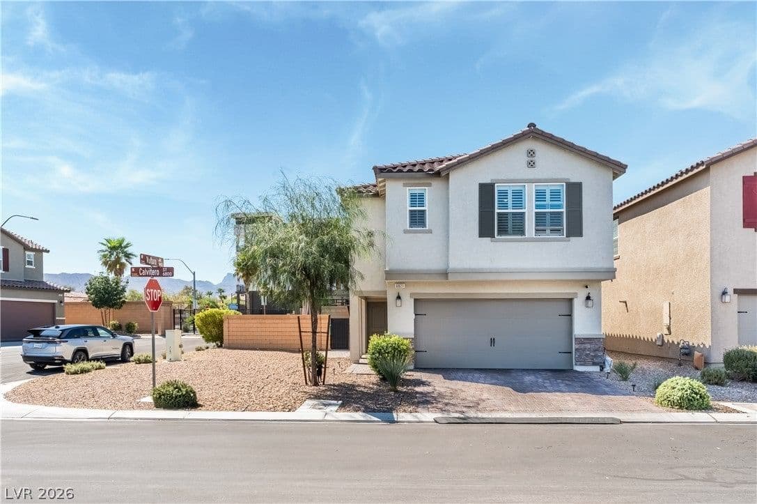 6821 Calvitero Street photo 2