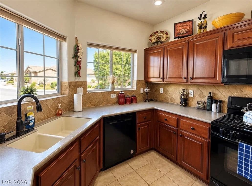 2681 Benton Cove Street photo 3