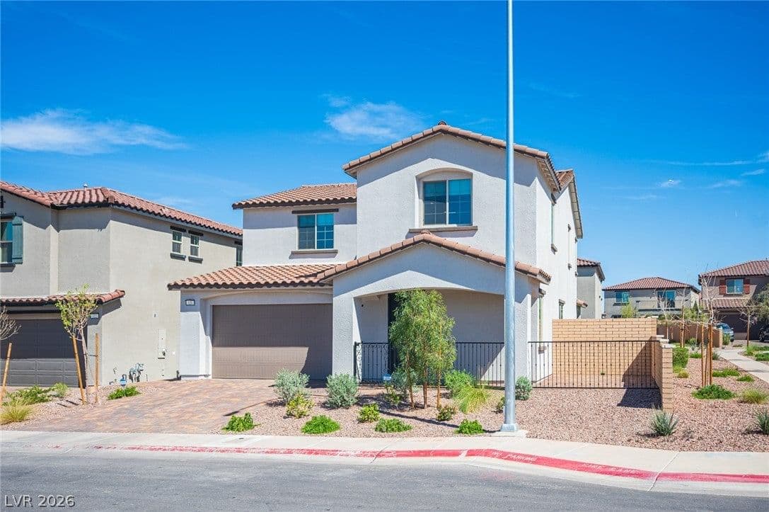 320 Della Pergola Place photo 2