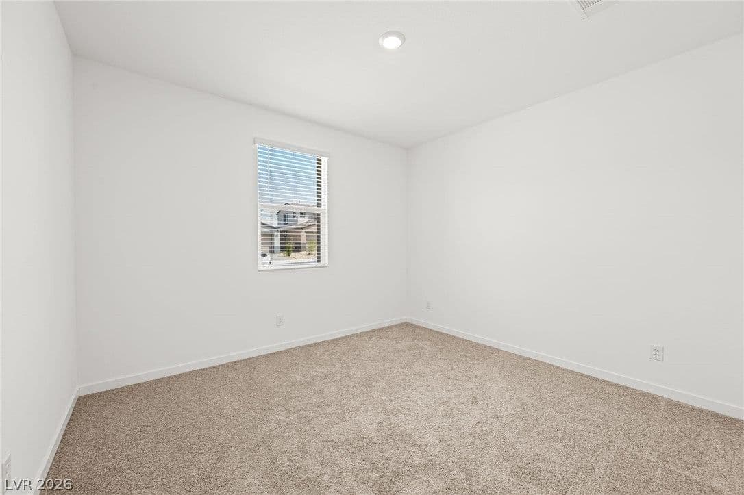 1509 Capri Cascades Court photo 3