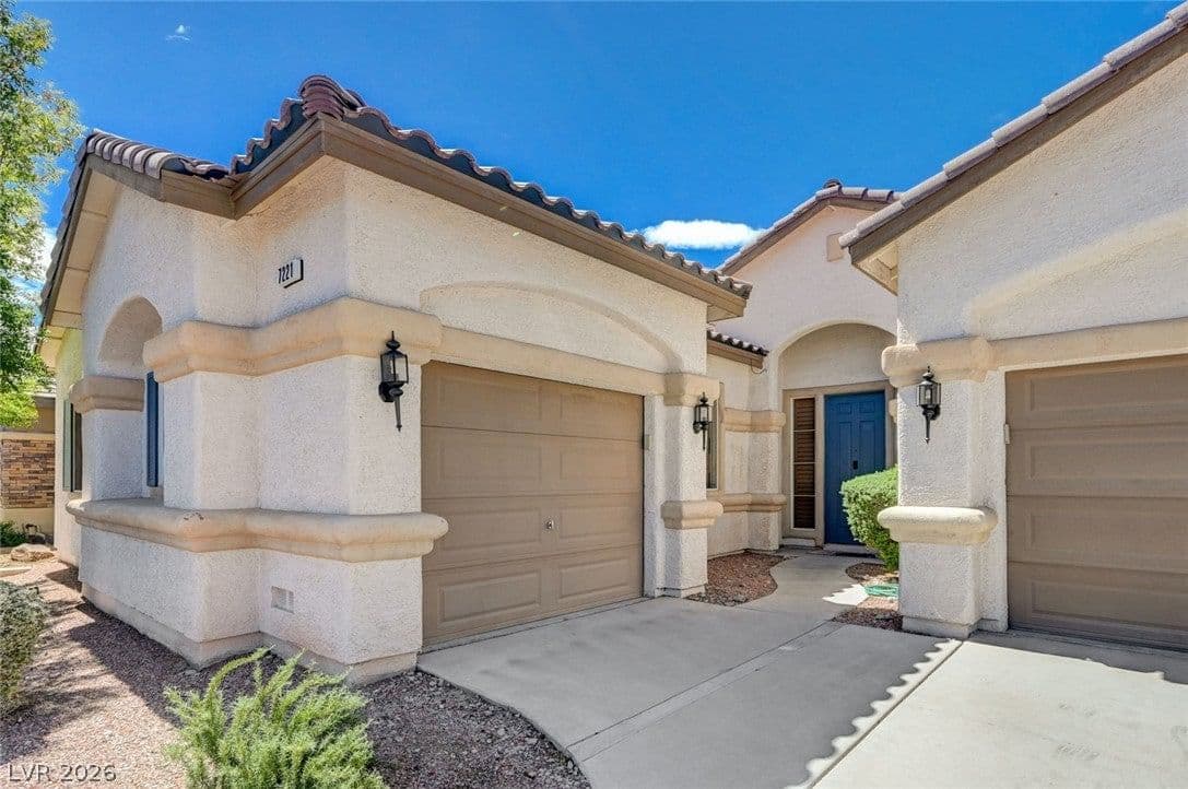 7221 Gentle Valley Street photo 4