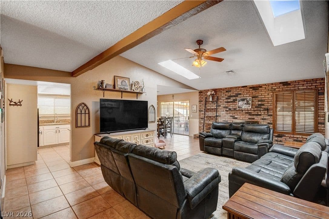 659 Arrayo Way photo 5