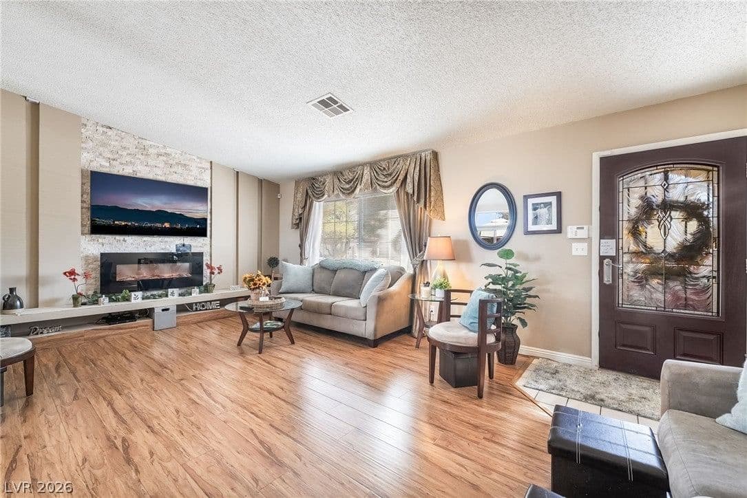 277 Adorno Drive photo 5