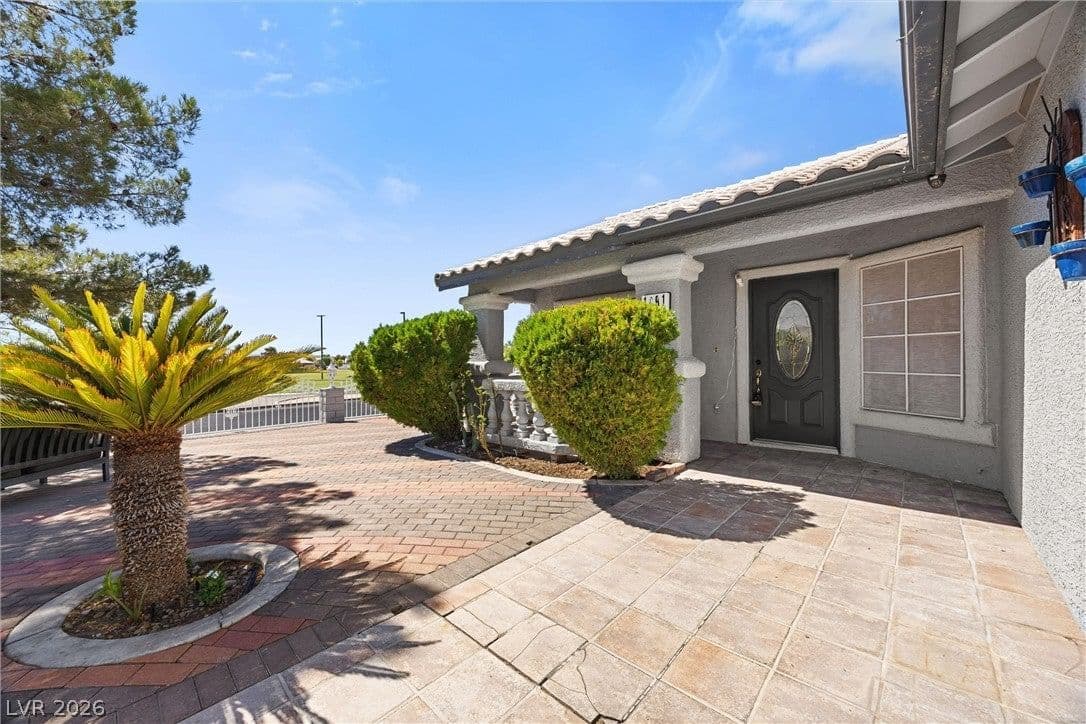 1691 Tangerine Rose Drive photo 5