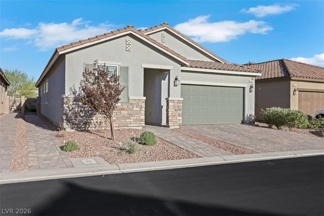 8948 Marigold Creek Street photo 2