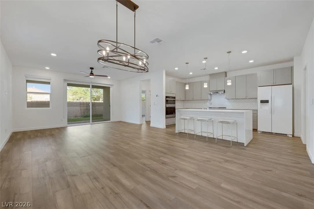 8948 Marigold Creek Street photo 5