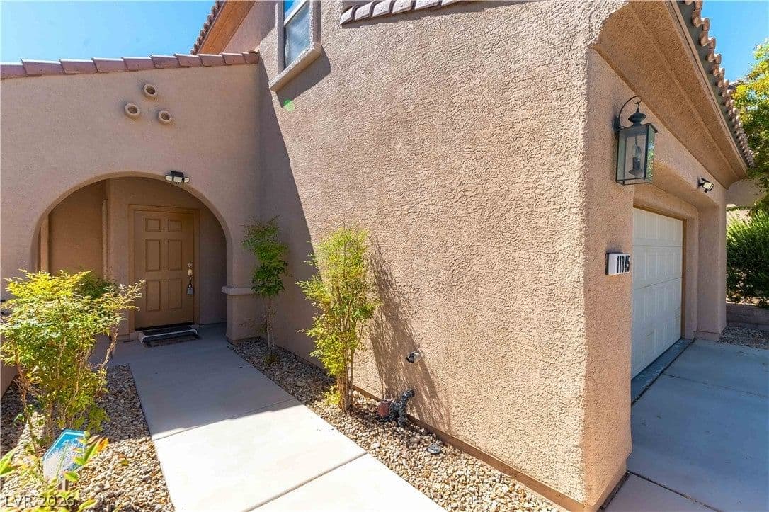 11845 Ampucia Court photo 4