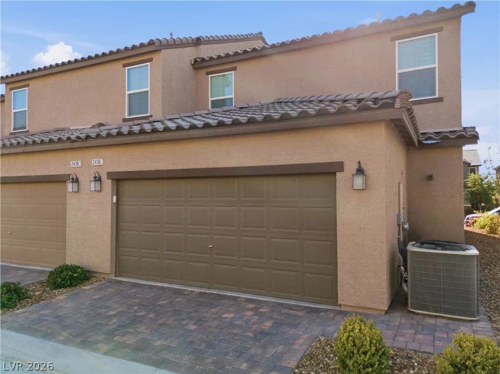 2436 Fasano Street photo 5