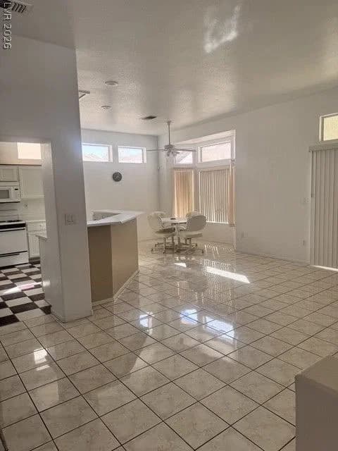 2625 Lotus Hill Drive photo 3