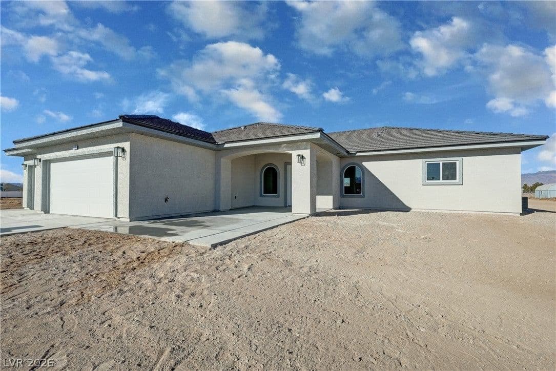 2111 Carnation Way