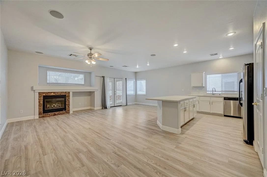 10661 Bardilino Street photo 5