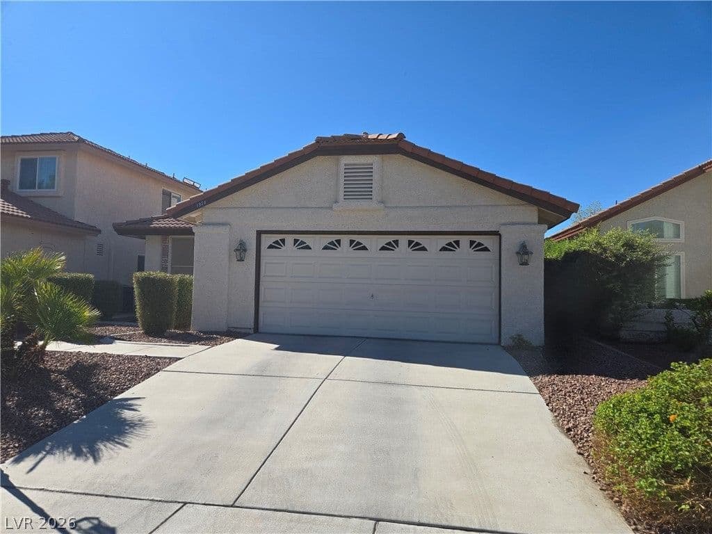 1954 Magnolia Drive photo 2
