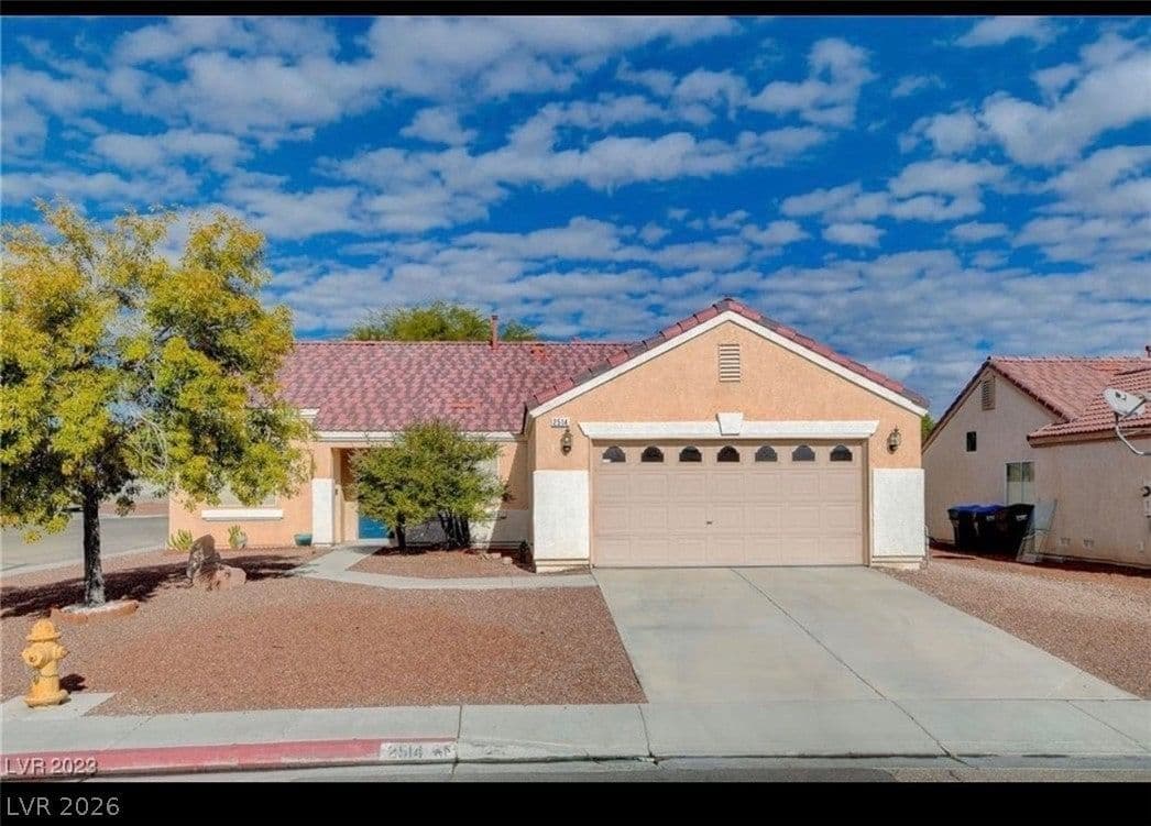 2514 Inlet Spring Avenue photo 2