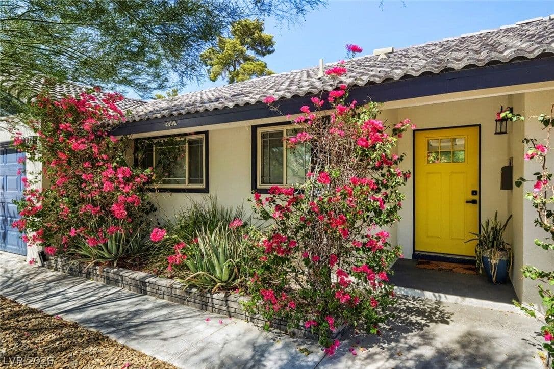 3908 El Jardin Avenue photo 3