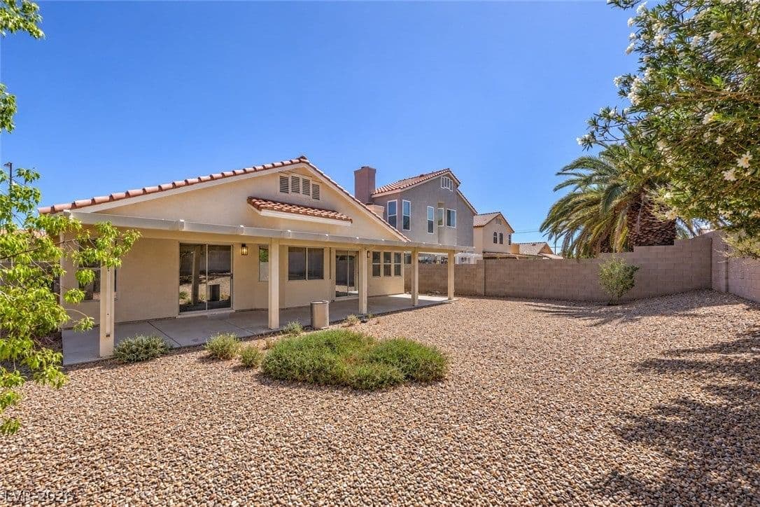 4813 AMERICANWOOD Street photo 2