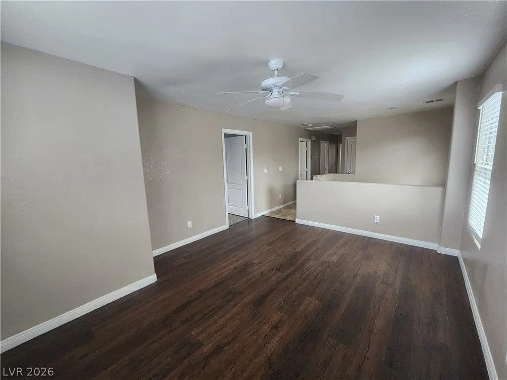 6338 Alpine Tree Avenue photo 5