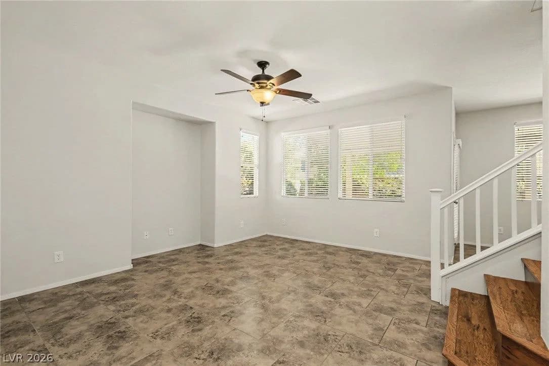 10643 Bandera Mountain Lane photo 3