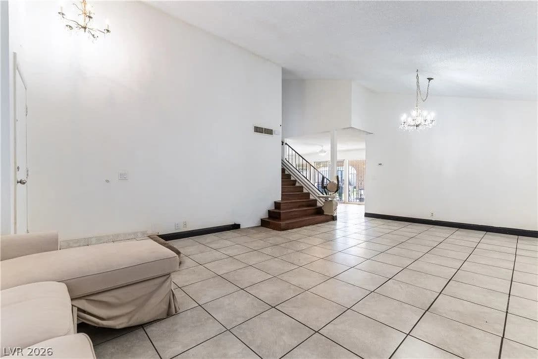 6235 Adenmoor Court Ct photo 2