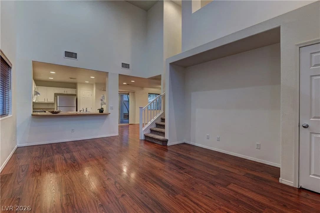 10532 Pena Blanca Court photo 5