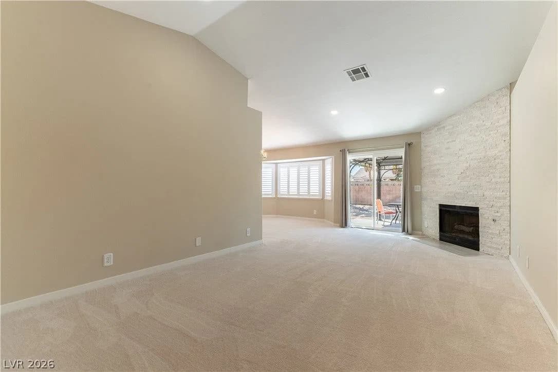 5005 Chambliss Drive photo 5