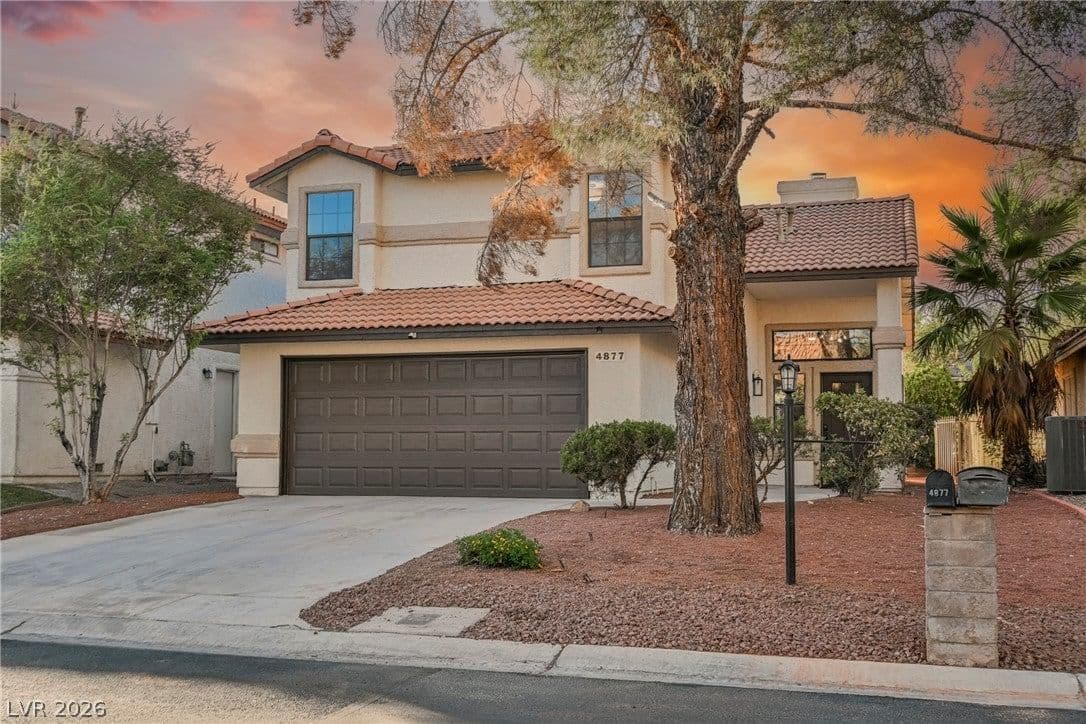 4877 Fiesta Lakes Street photo 3