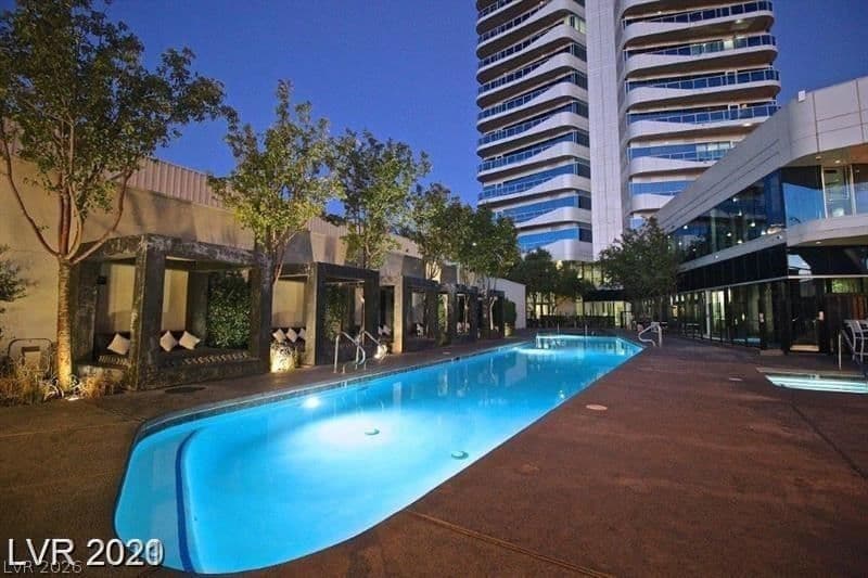 4471 Dean Martin Drive