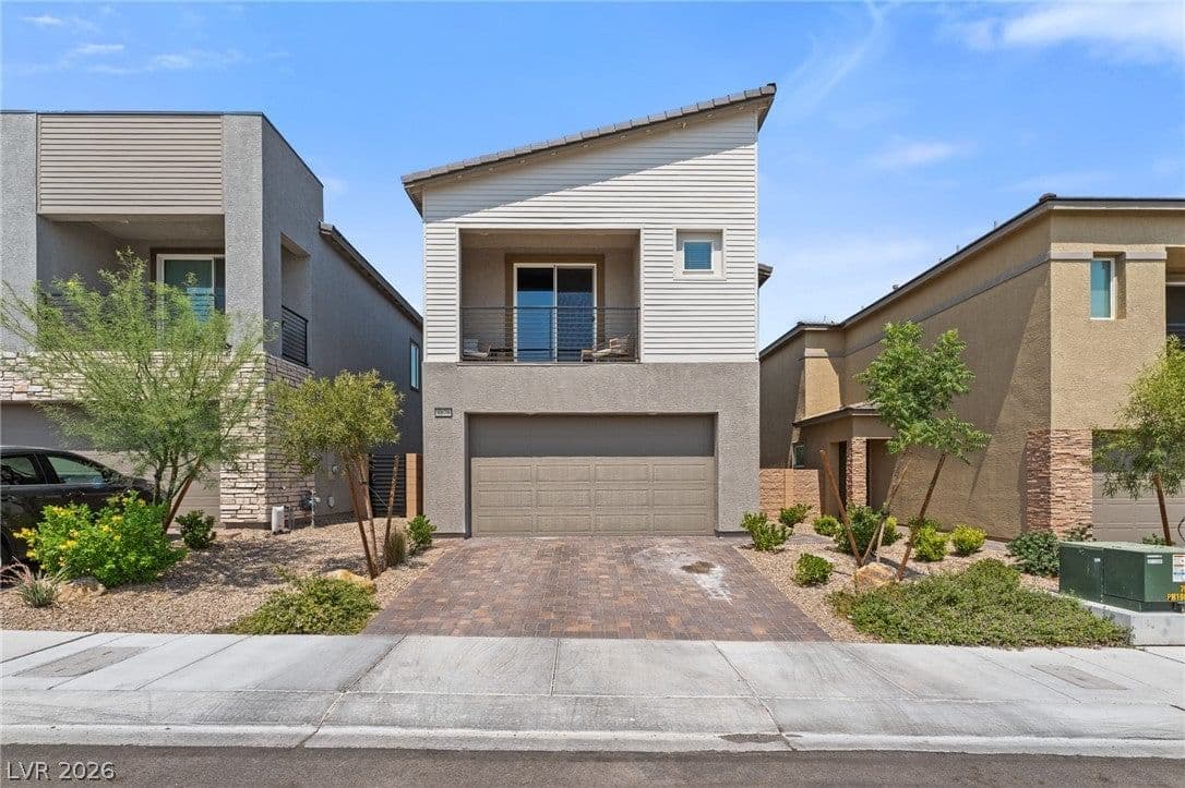 8879 Roadrunner Ravine Street