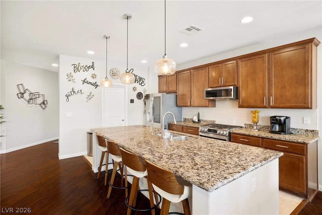 3745 Via Corso Avenue