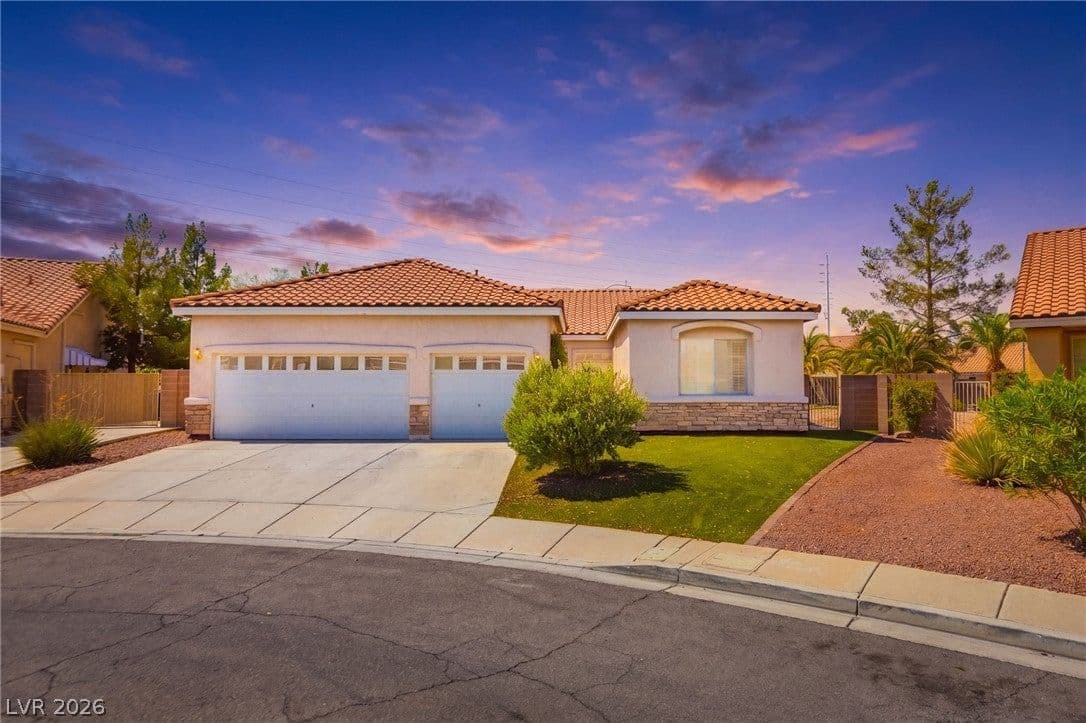 8869 Pheasant Valley Way